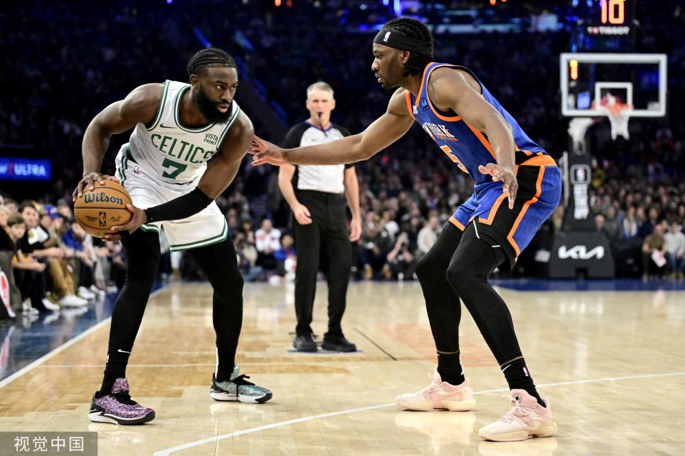 识吸引了众 识吸引了众