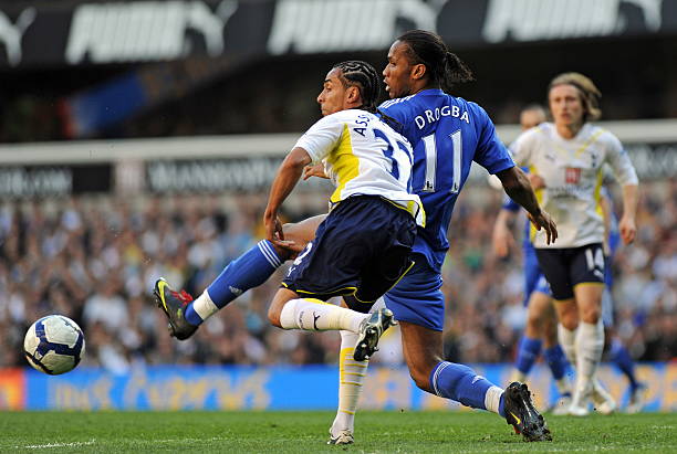 勒沃库森等 勒沃库森等