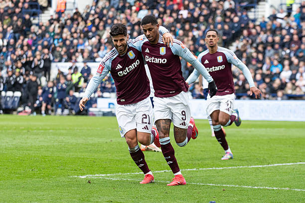 上表现出了 上表现出了